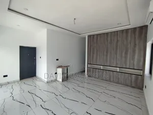 Furnished 4bdrm Mansion in 4 Bedroom With, Tema Metropolitan for sale