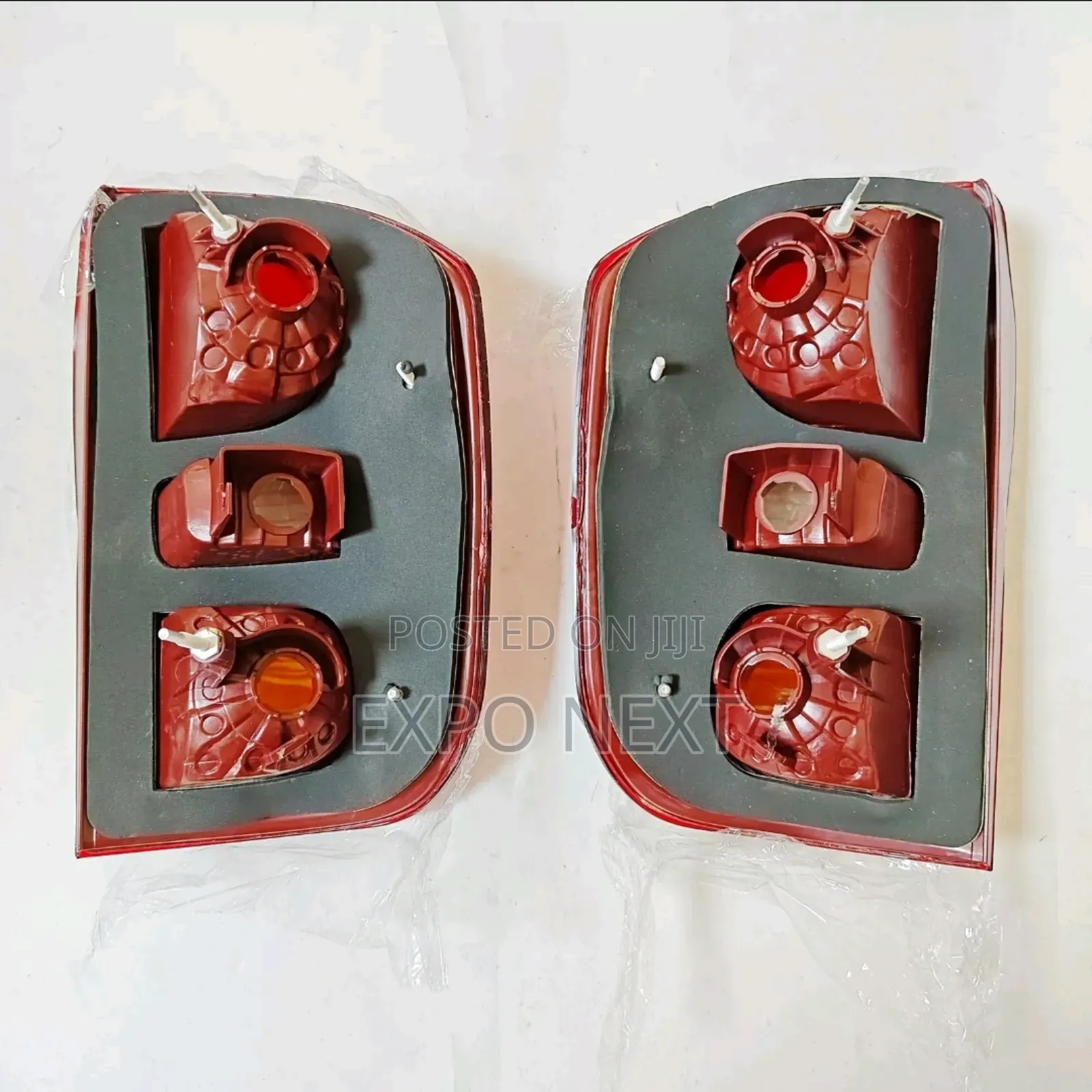 Pair Taillight Left & Right For Toyota Rav4 2004 2005