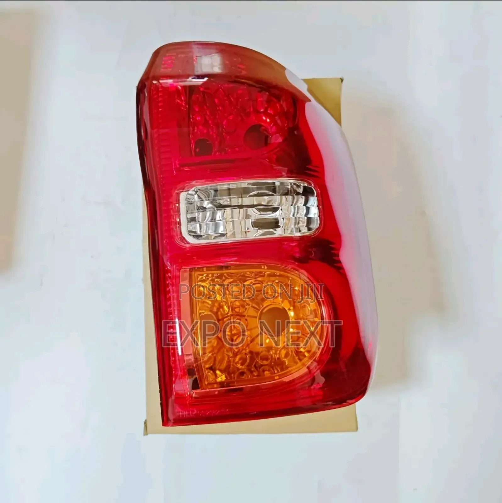 Pair Taillight Left & Right For Toyota Rav4 2004 2005