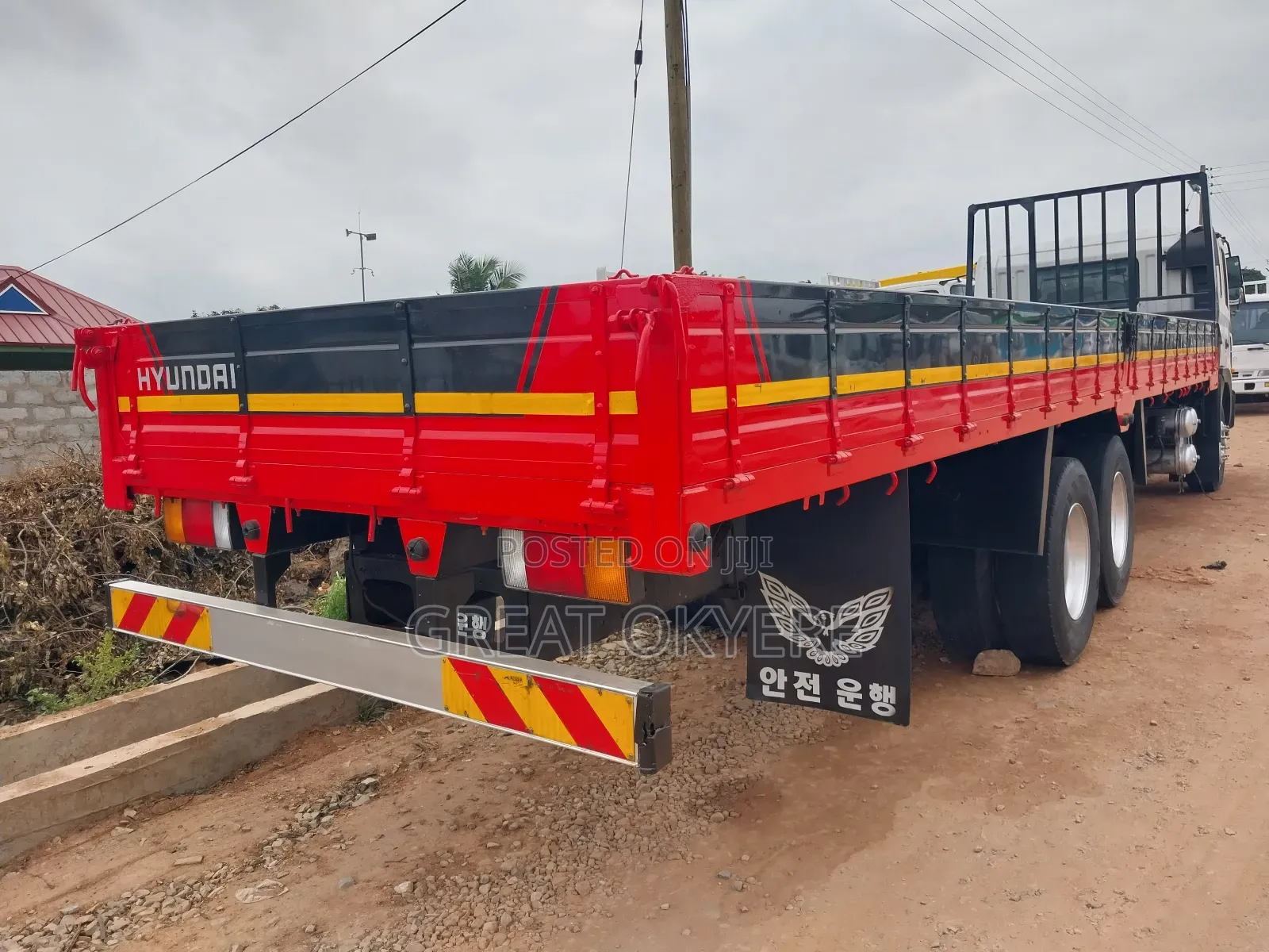 Hyundai 11 Tons Truck