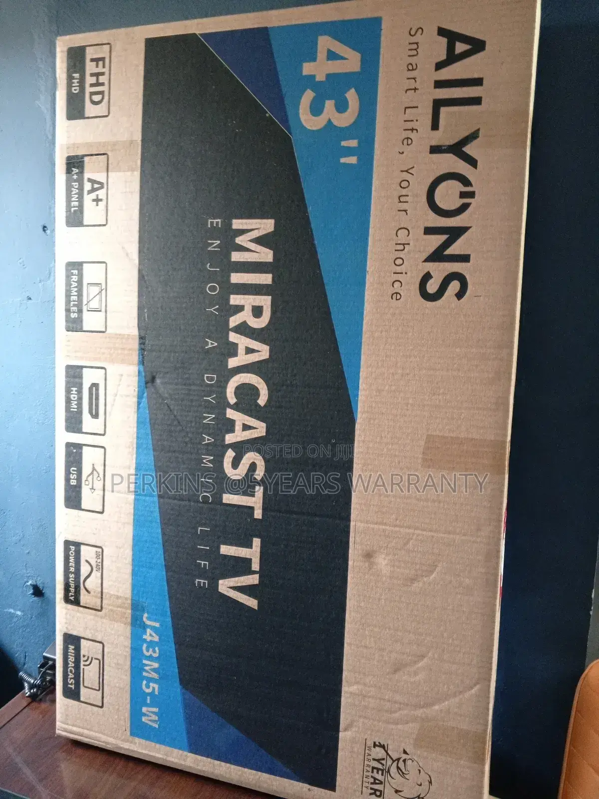 Enjoy Smart Life and Better Choice With 43 Inches Miracast Television