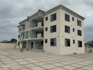2bdrm Apartment in Blackie Mtn, Ngleshie Amanfro for rent