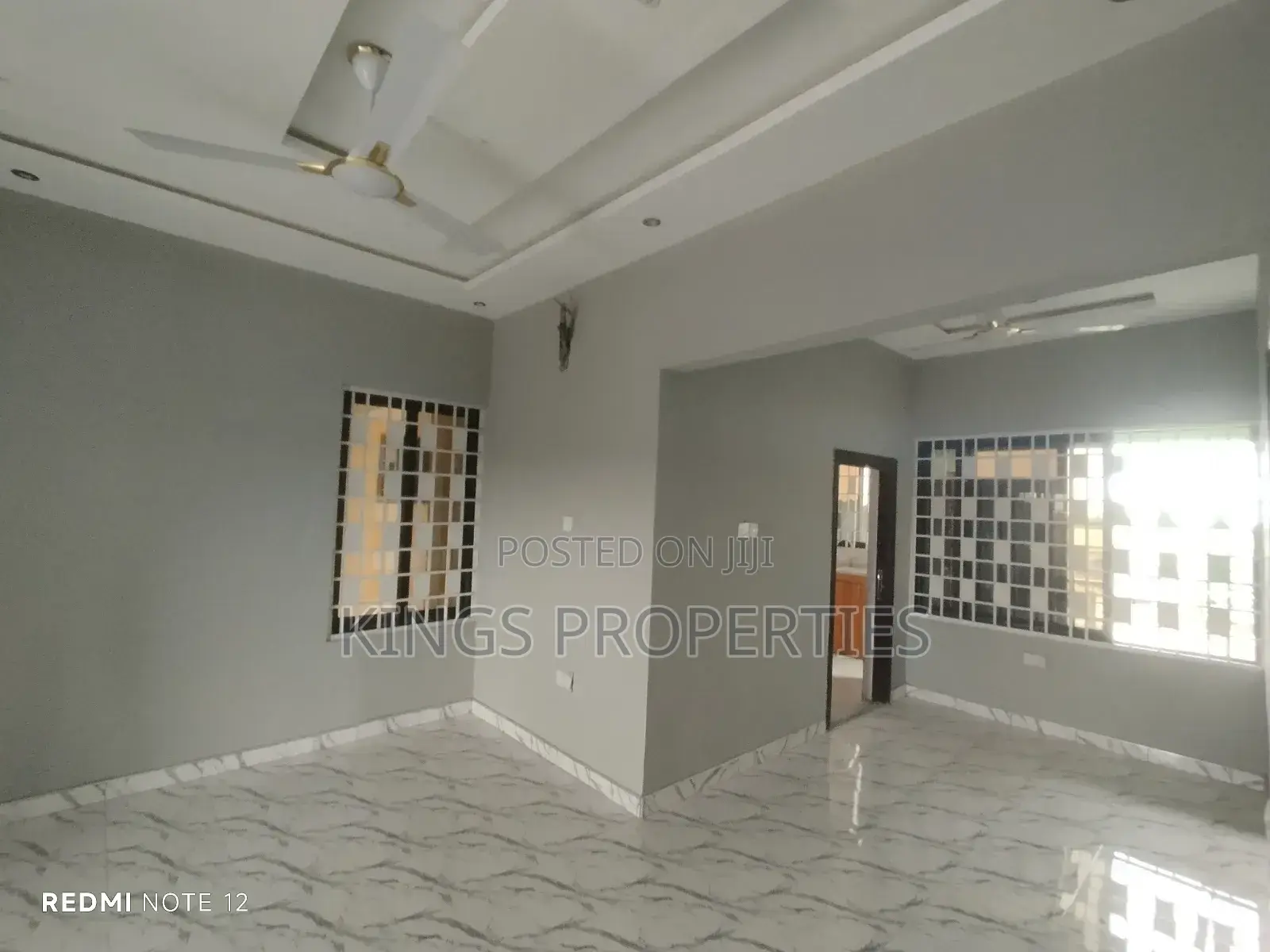 2bdrm Apartment in Blackie Mtn, Ngleshie Amanfro for rent