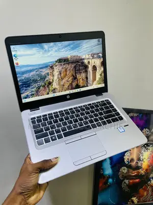 Laptop HP EliteBook 840 G3 8GB Intel Core I5 SSD 256GB