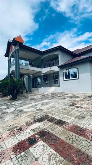 Furnished 20bdrm Duplex in Old Barrier, Weija for rent