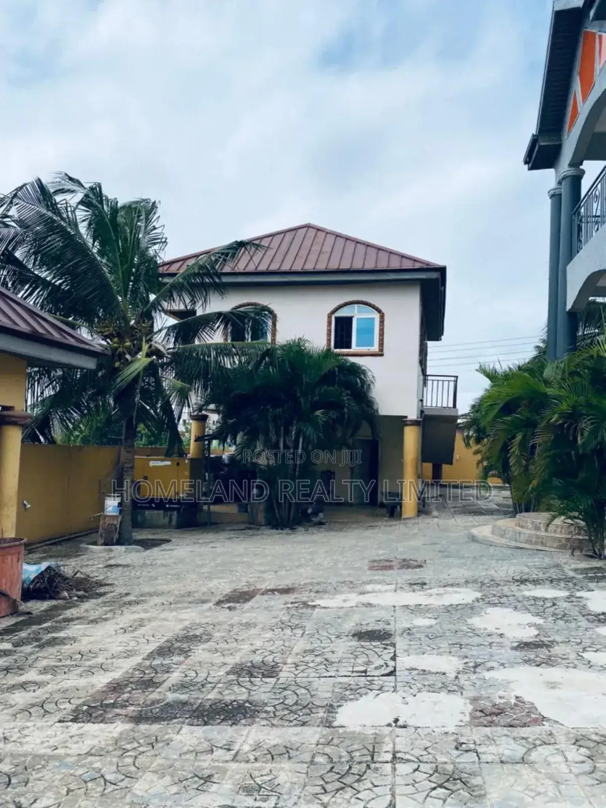 Furnished 20bdrm Duplex in Old Barrier, Weija for rent