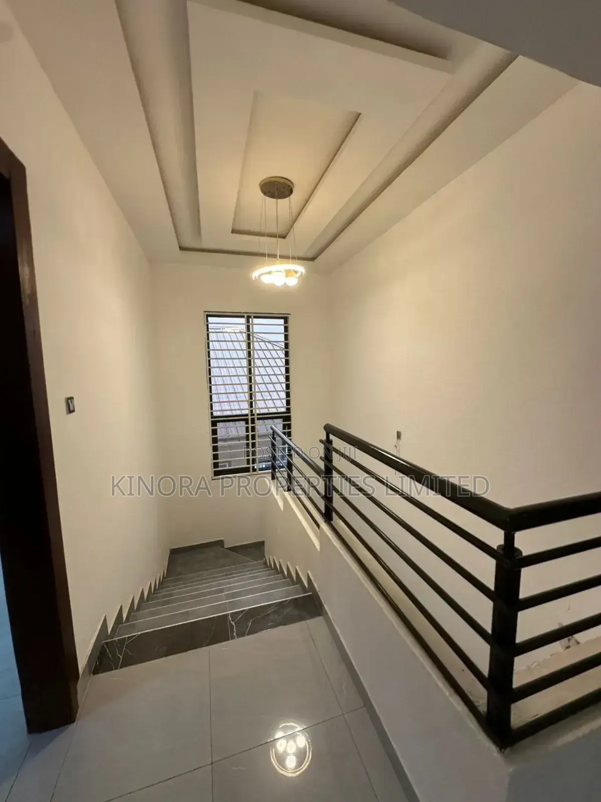 4bdrm Duplex in Ghana Flag, Oyarifa for rent