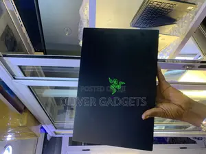 Laptop Razer Blade Advanced 16GB Intel Core I7 SSD 512GB