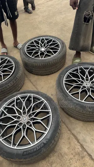 Benz Rim Set Mb