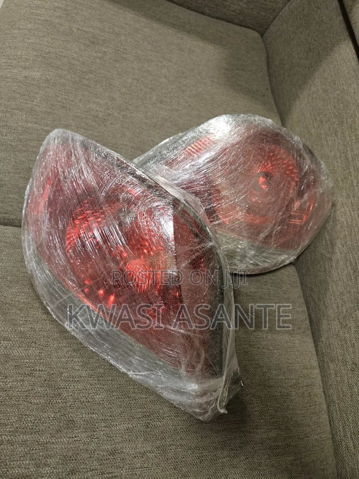 2002-2006 Hyundai Tiburon/Tuscani Taillight Pair