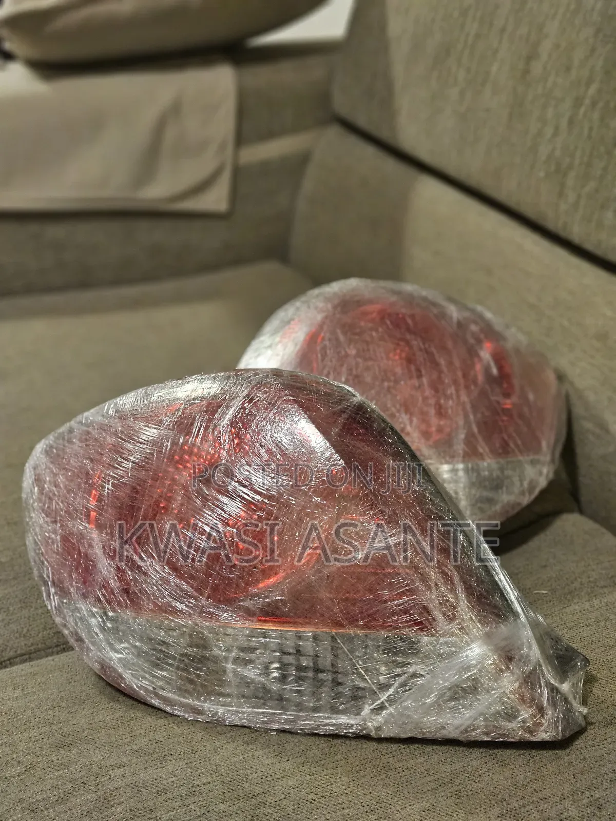 2002-2006 Hyundai Tiburon/Tuscani Taillight Pair