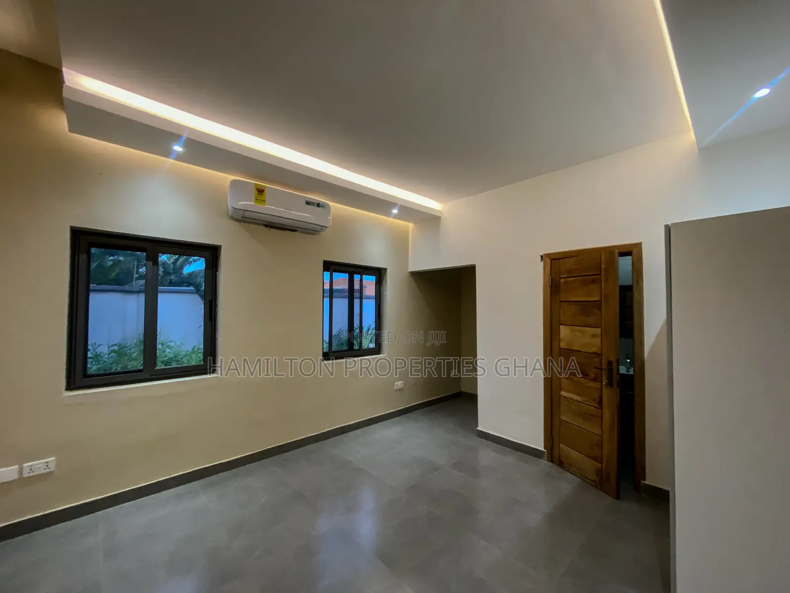 3bdrm House in Shell Road, Adenta for rent