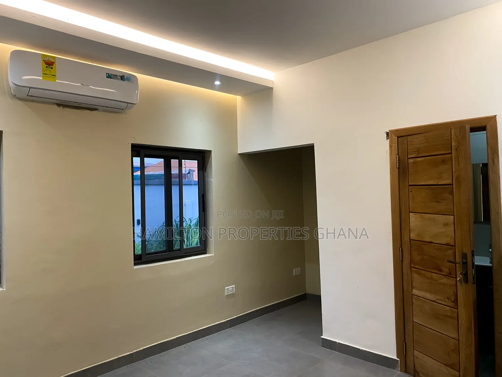 3bdrm House in Shell Road, Adenta for rent