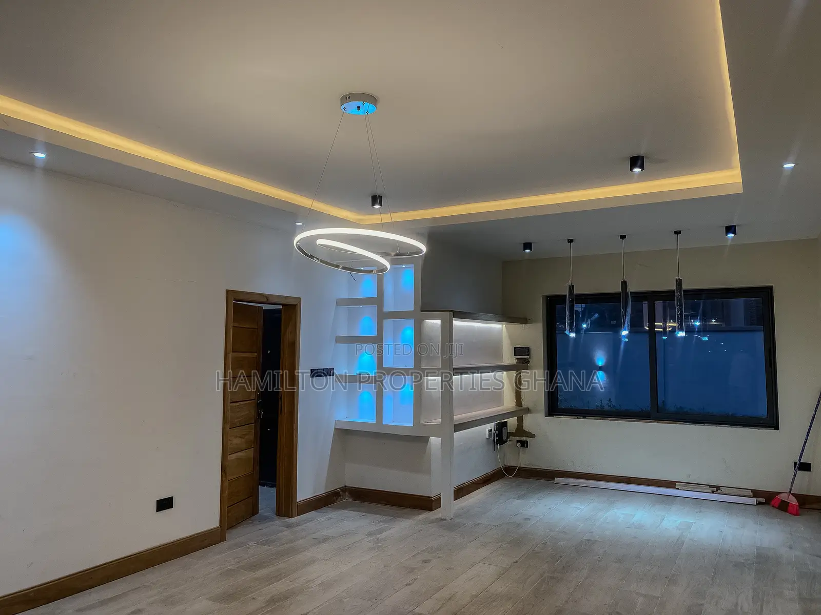 3bdrm House in Shell Road, Adenta for rent