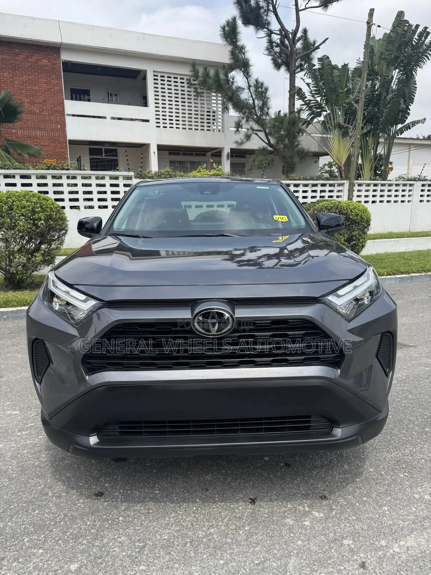 Toyota RAV4 LE 2025 Gray