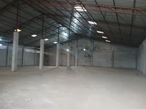 Warehouse at Nkransa Santasi Obuasi Road Kumasi