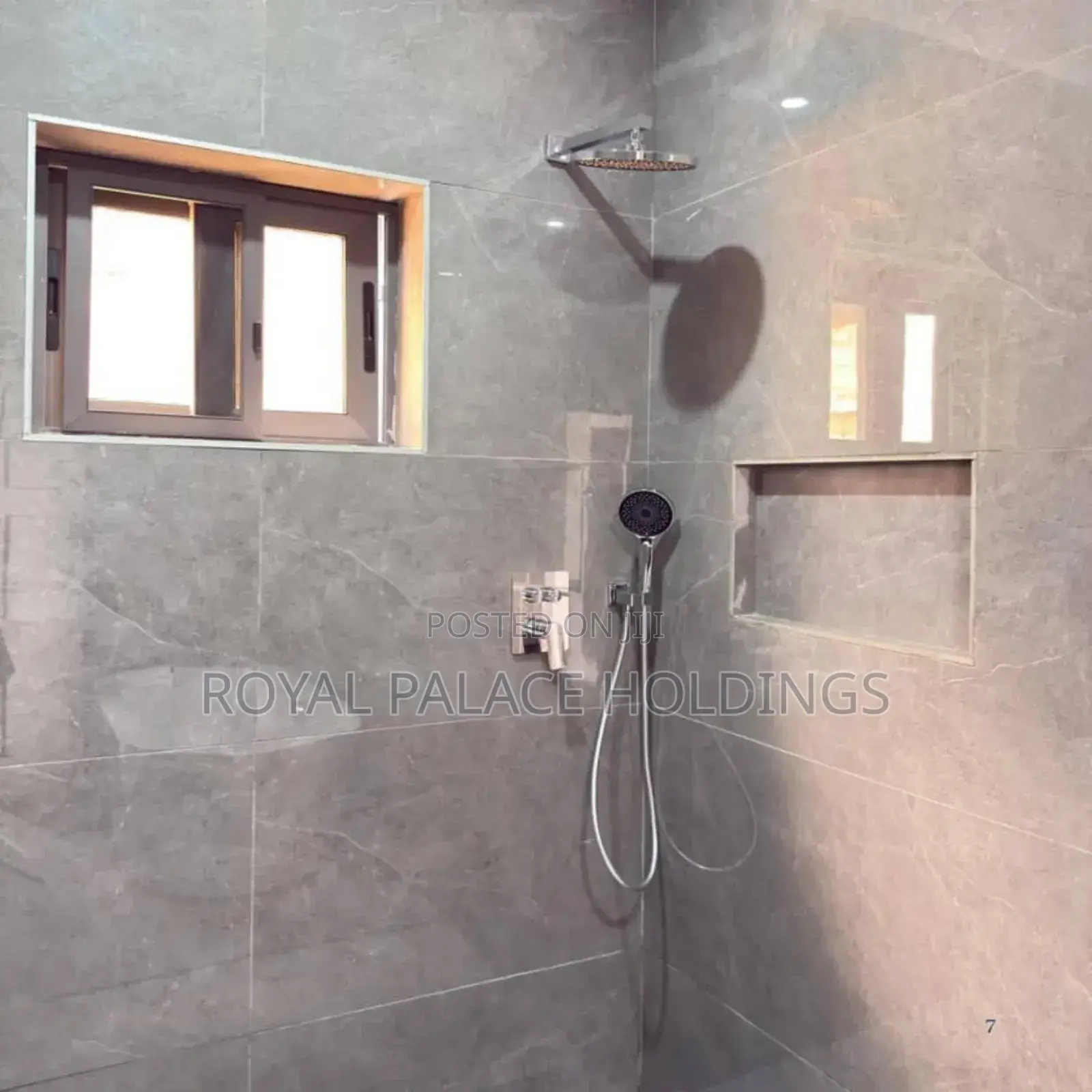 4bdrm Duplex in Adjiriganor for rent