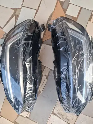 Headlight HRV 2022-2023 Led