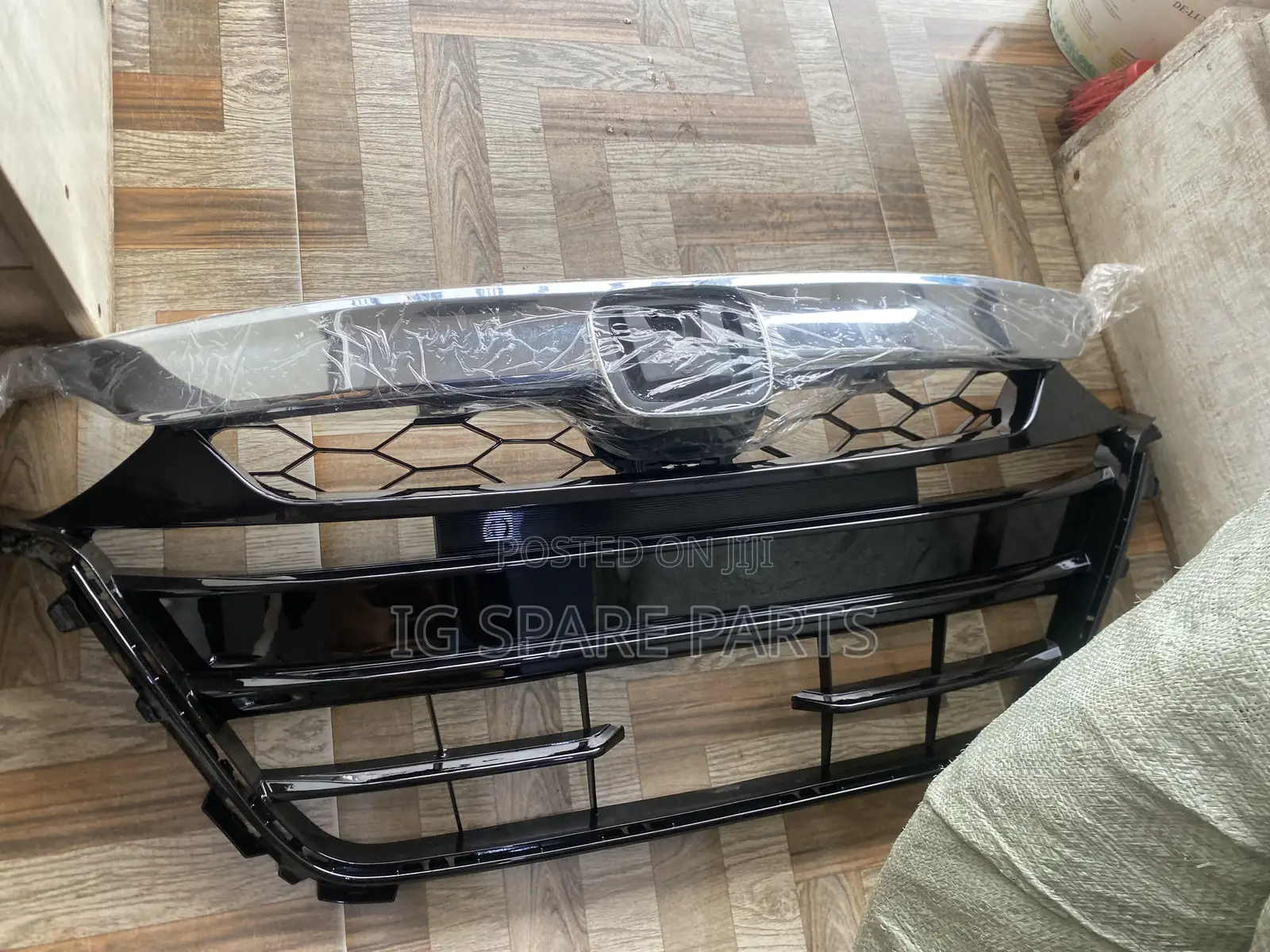 Honda Accord 2018-2020 Front Grille Top And Down Usa