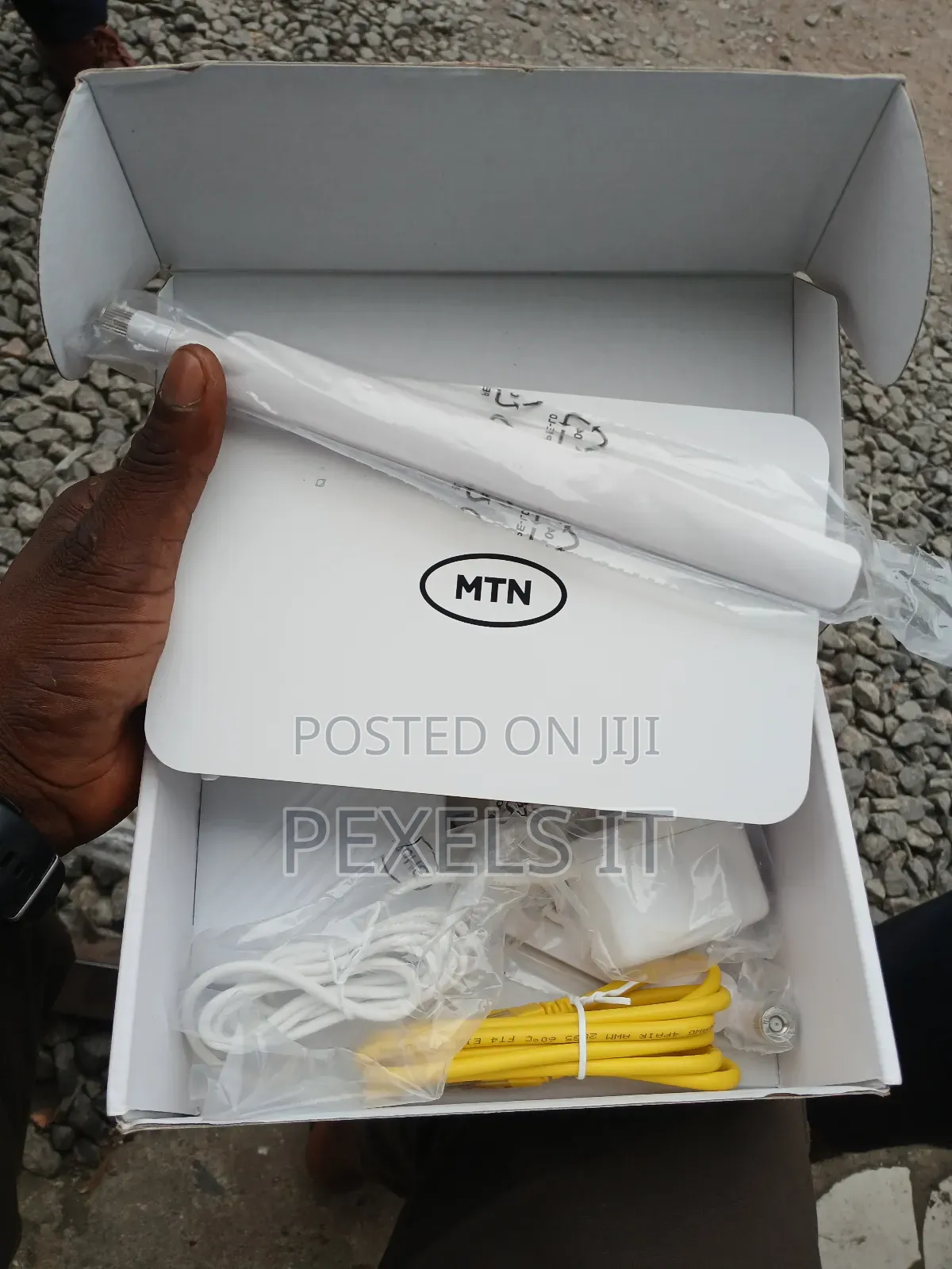 Wifi6 Cart 7 4g Lte Huawei Router Available