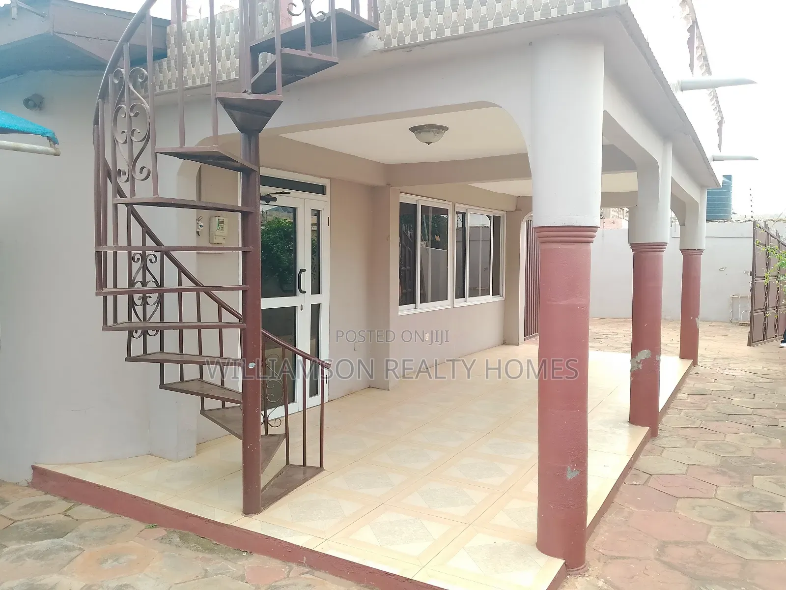 2bdrm House in Community 18 Area, Spintex for rent
