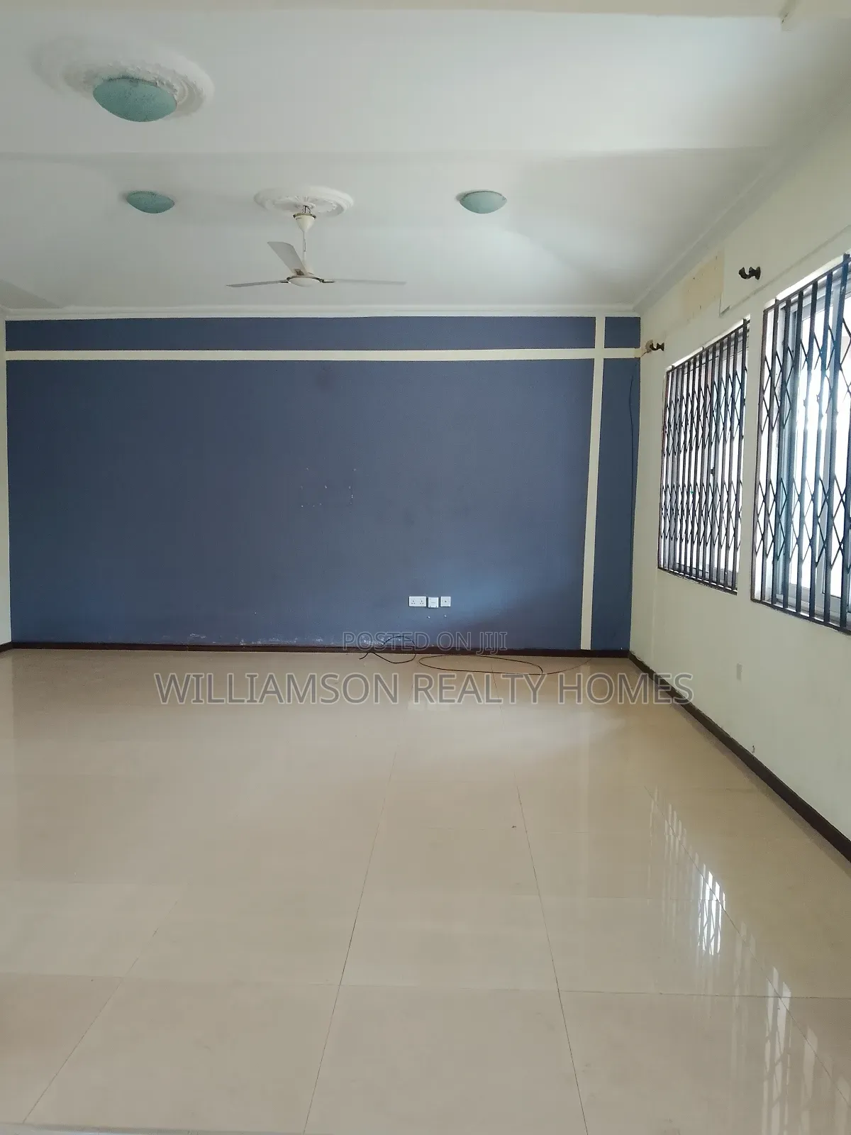 2bdrm House in Community 18 Area, Spintex for rent