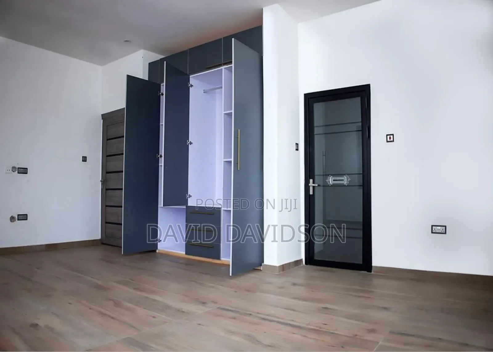 3bdrm Mansion in New 3 Bedroom Duplex, Tema Metropolitan for sale