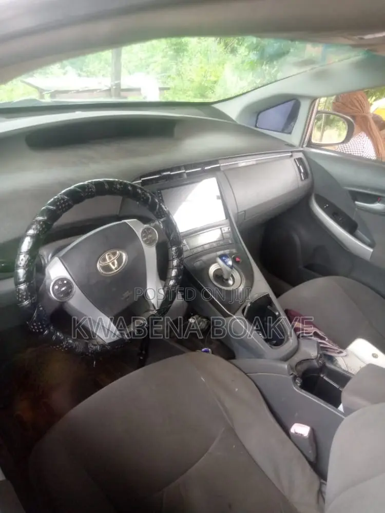 Toyota Prius 2012 Gray