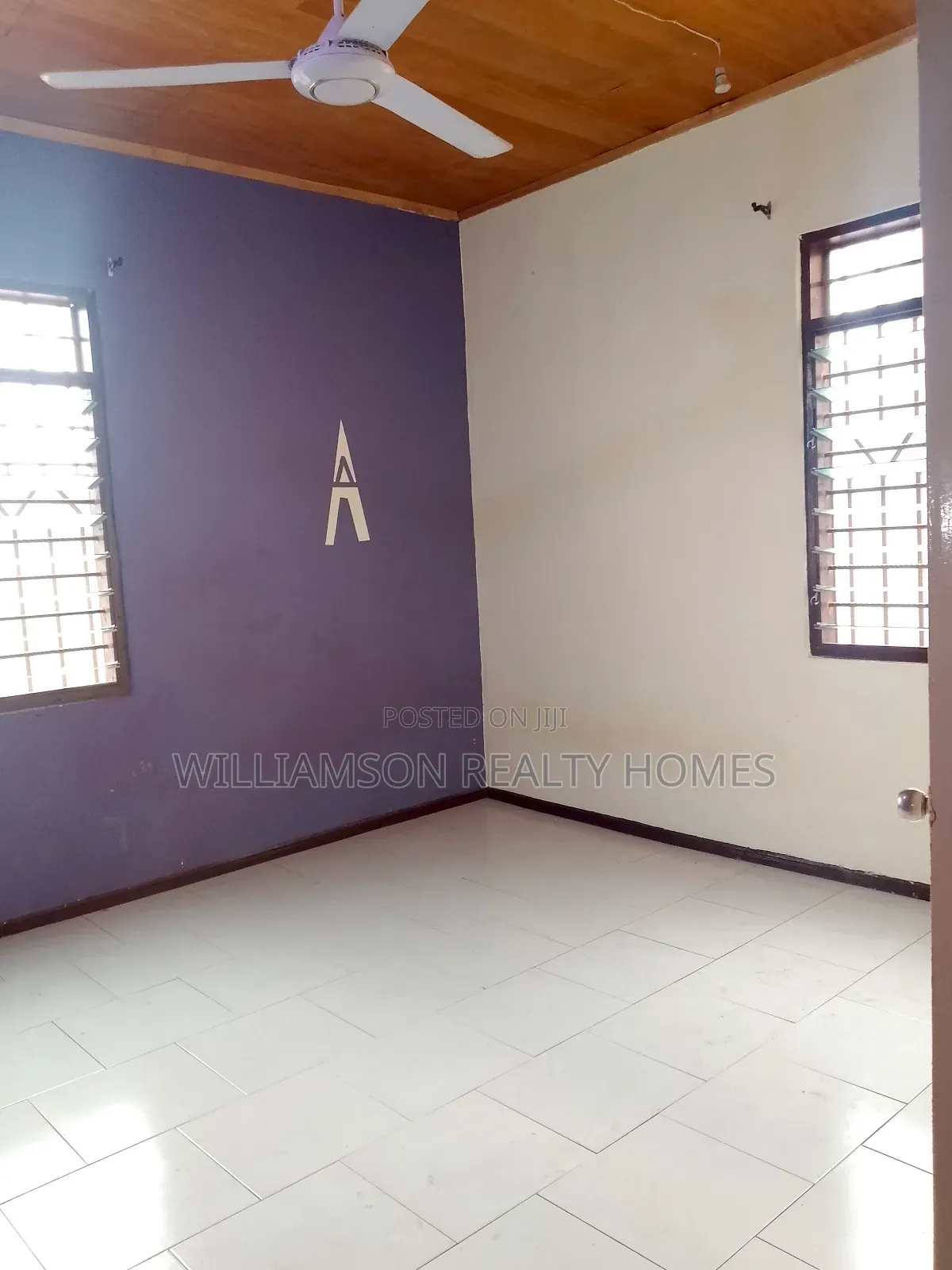 2bdrm House in Community 18 Area, Spintex for rent