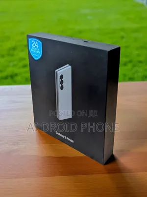New Samsung Galaxy Z Fold6 256 GB Gold