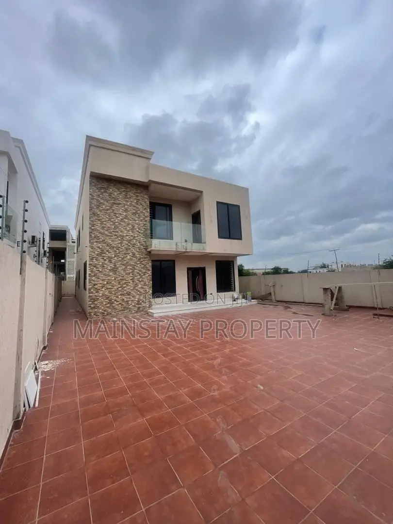 4bdrm House in Mainstay Estates, East Legon for sale