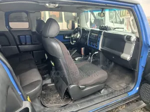 Toyota FJ Cruiser Base 4x4 2010 Blue