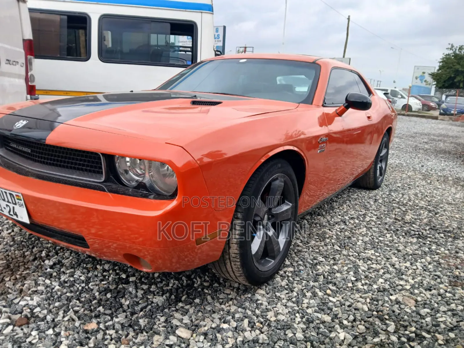 Dodge Challenger 2012 Orange