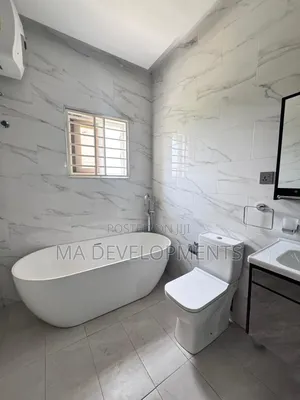 4bdrm House in Madev Realty, Lake Side Estate for rent