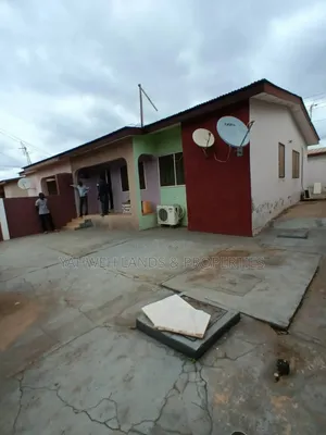 Furnished 2bdrm House in Regimanuel Gray for sale