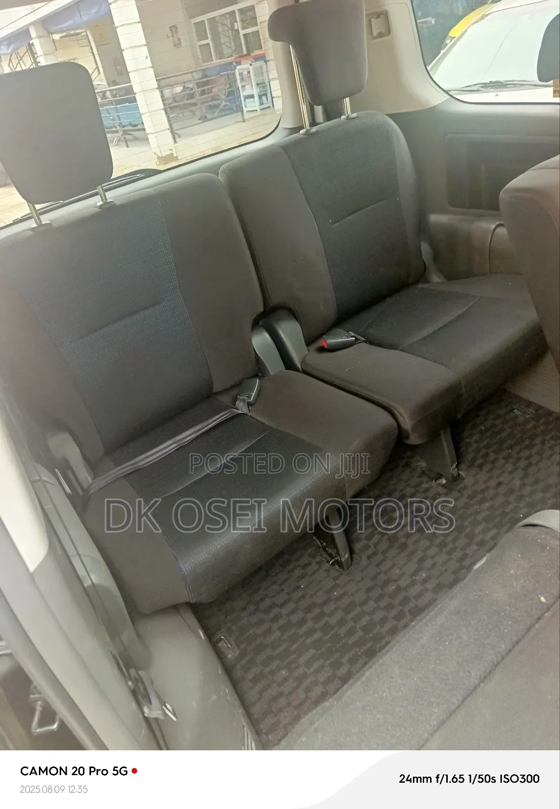 Toyota Voxy 2013 Black