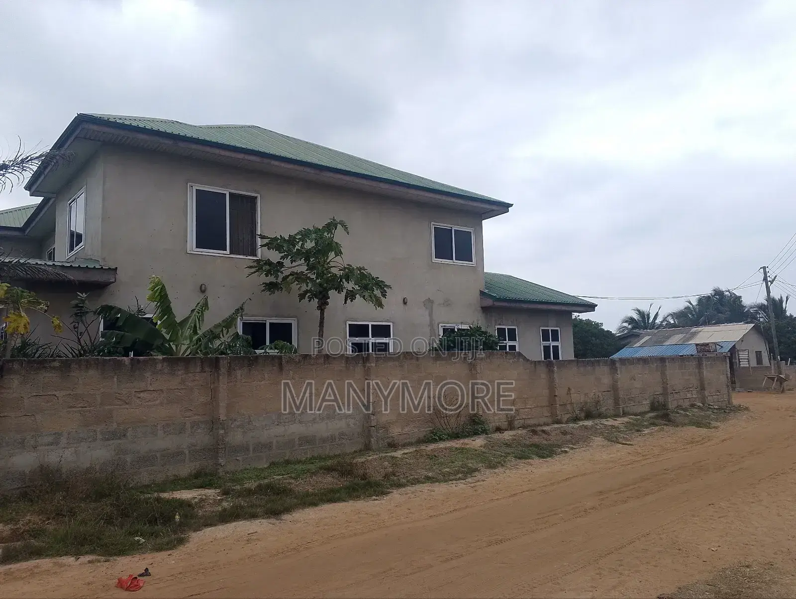 Furnished 4bdrm Villa in Ningo-Prampram for sale
