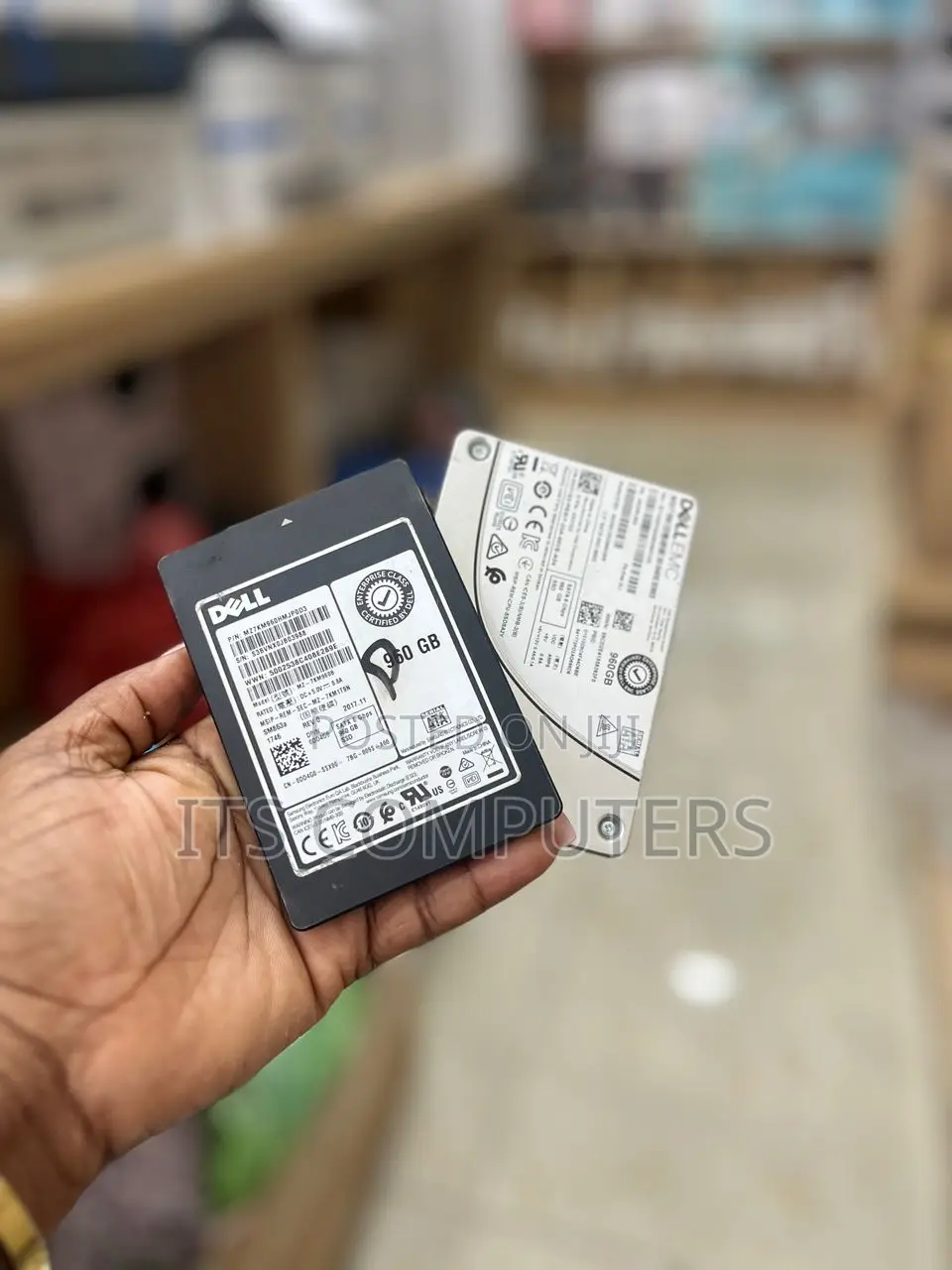 Dell 960gb Sata SSD Drive