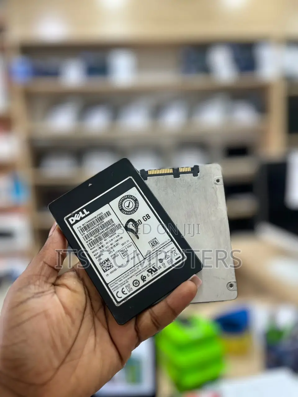 Dell 960gb Sata SSD Drive