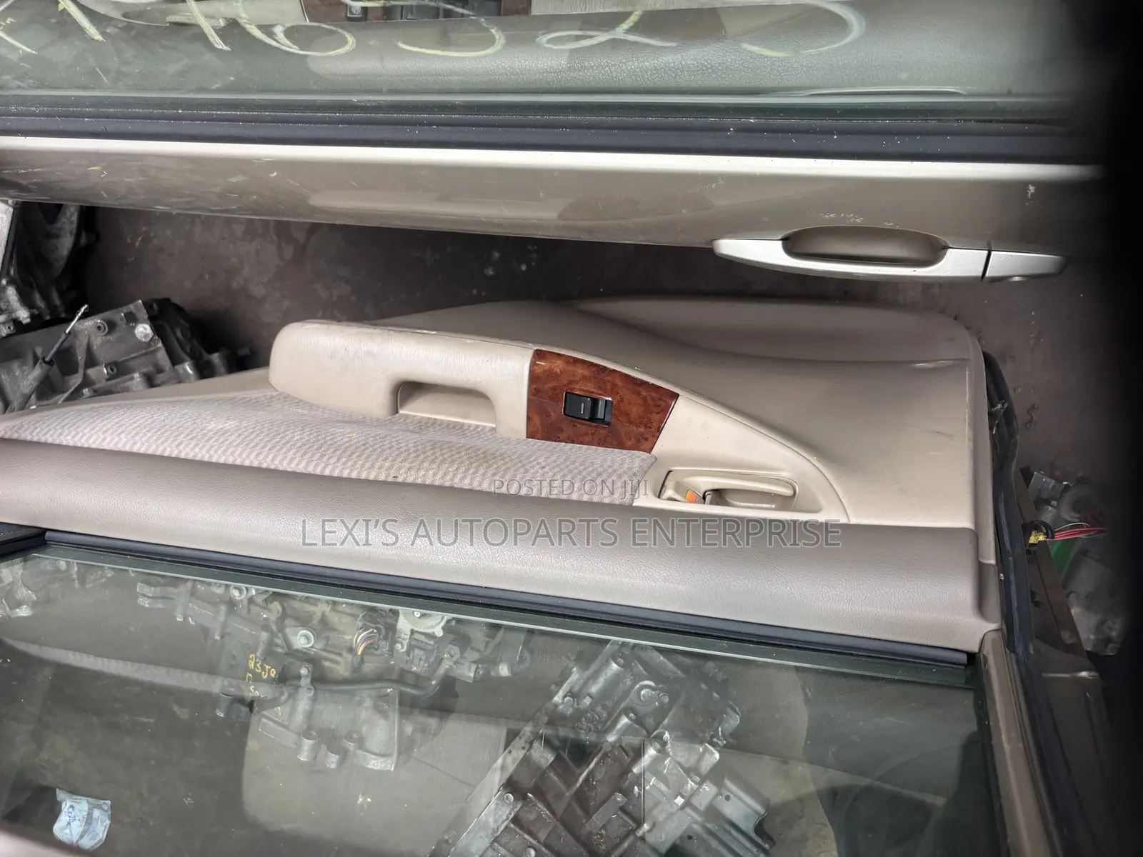 Toyota Corolla 2004-2008 Doors Available