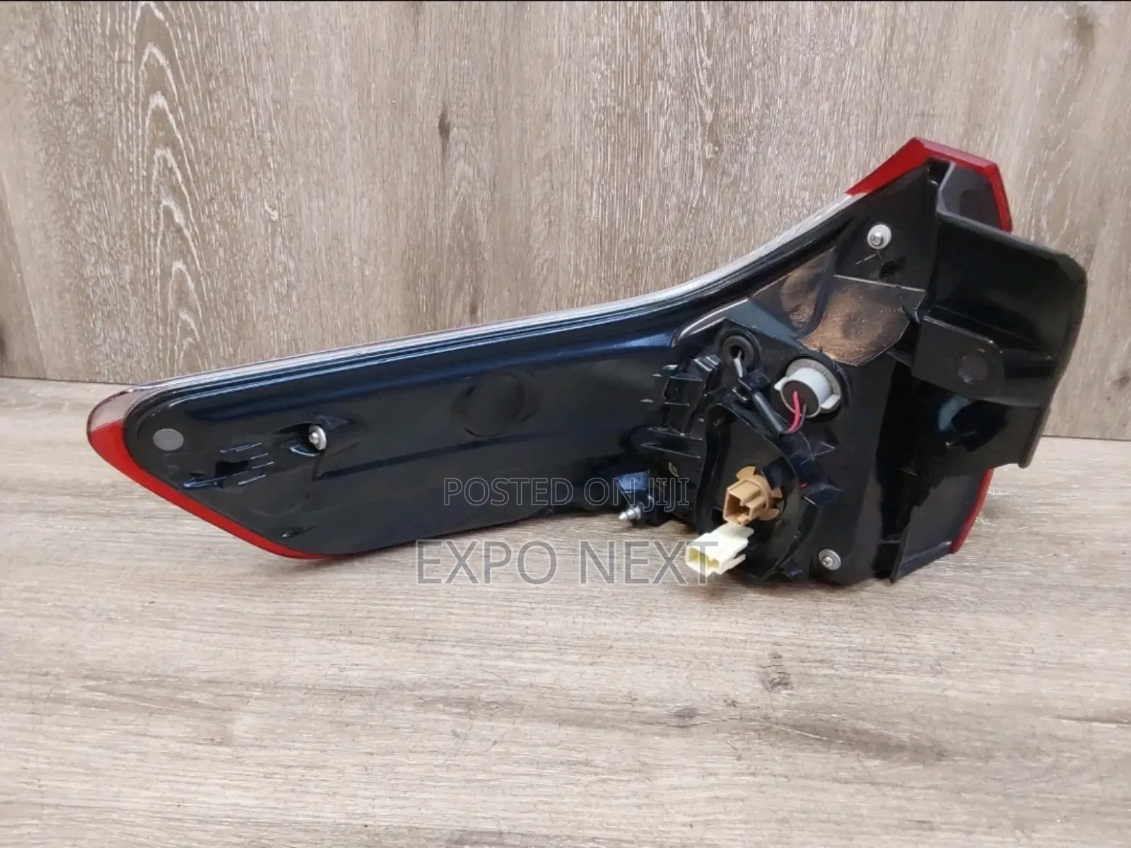 2015-2020 Toyota Sienna Right Tail Light