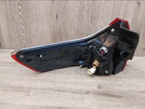 2015-2020 Toyota Sienna Right Tail Light