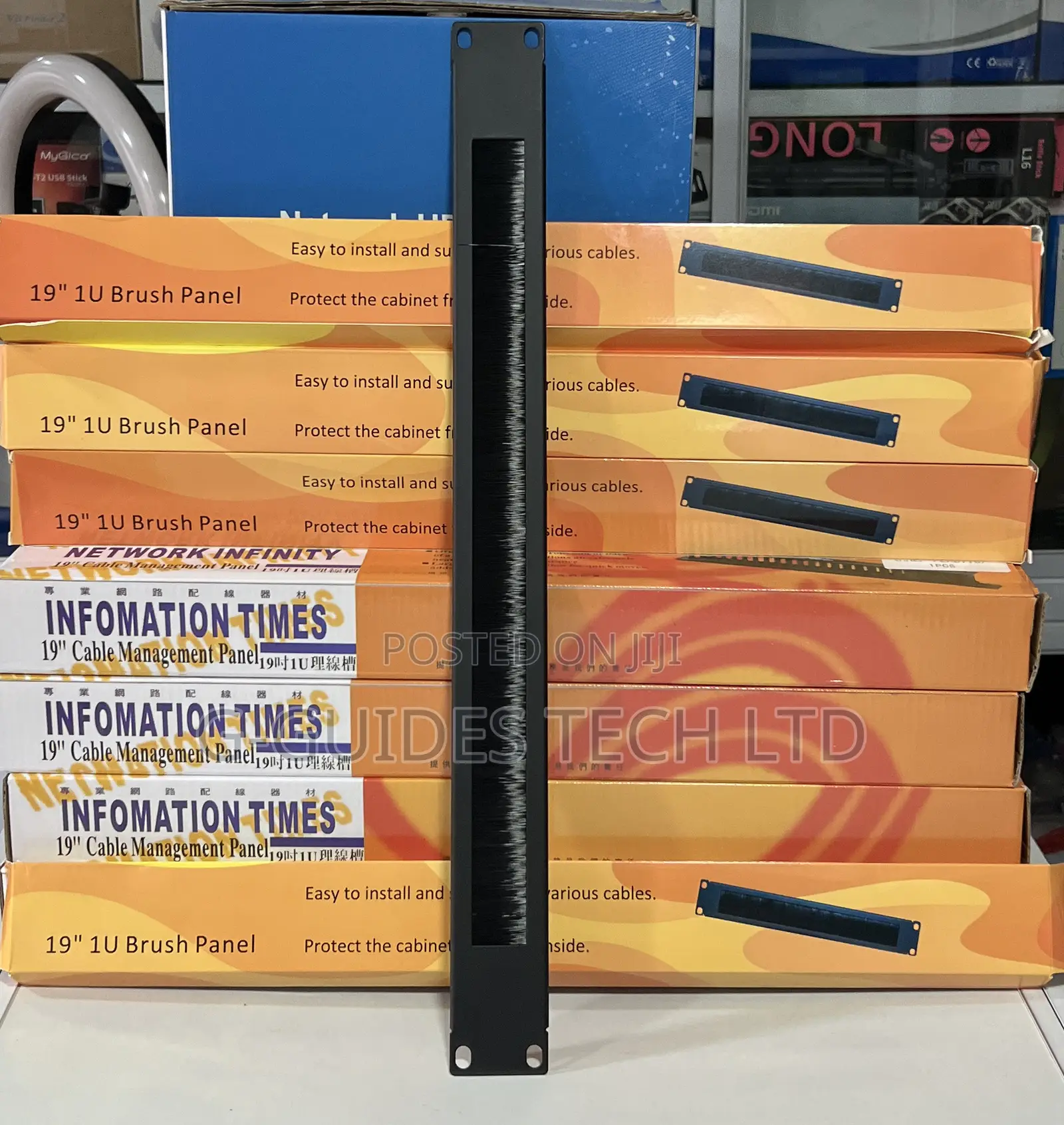 Brush Cable Managment, 19” U1 Brush Panel Cable Manager