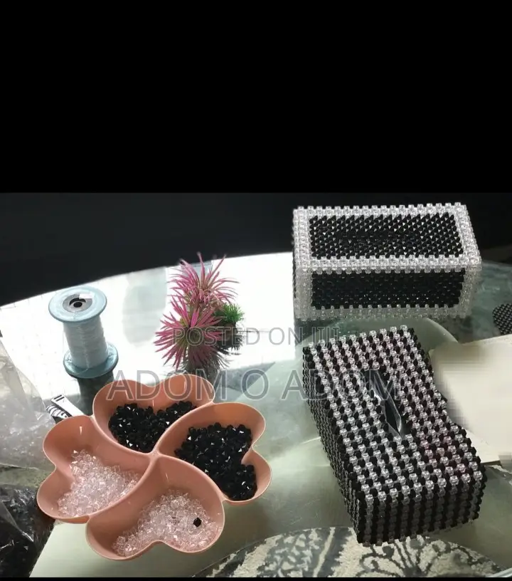 Beaded Tissue Box Cover