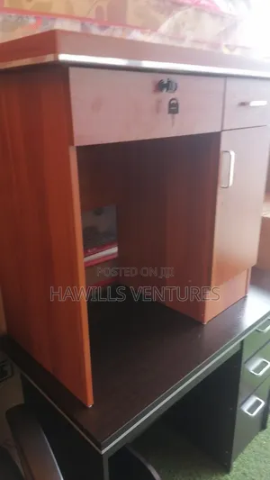 0.8meter Office Table