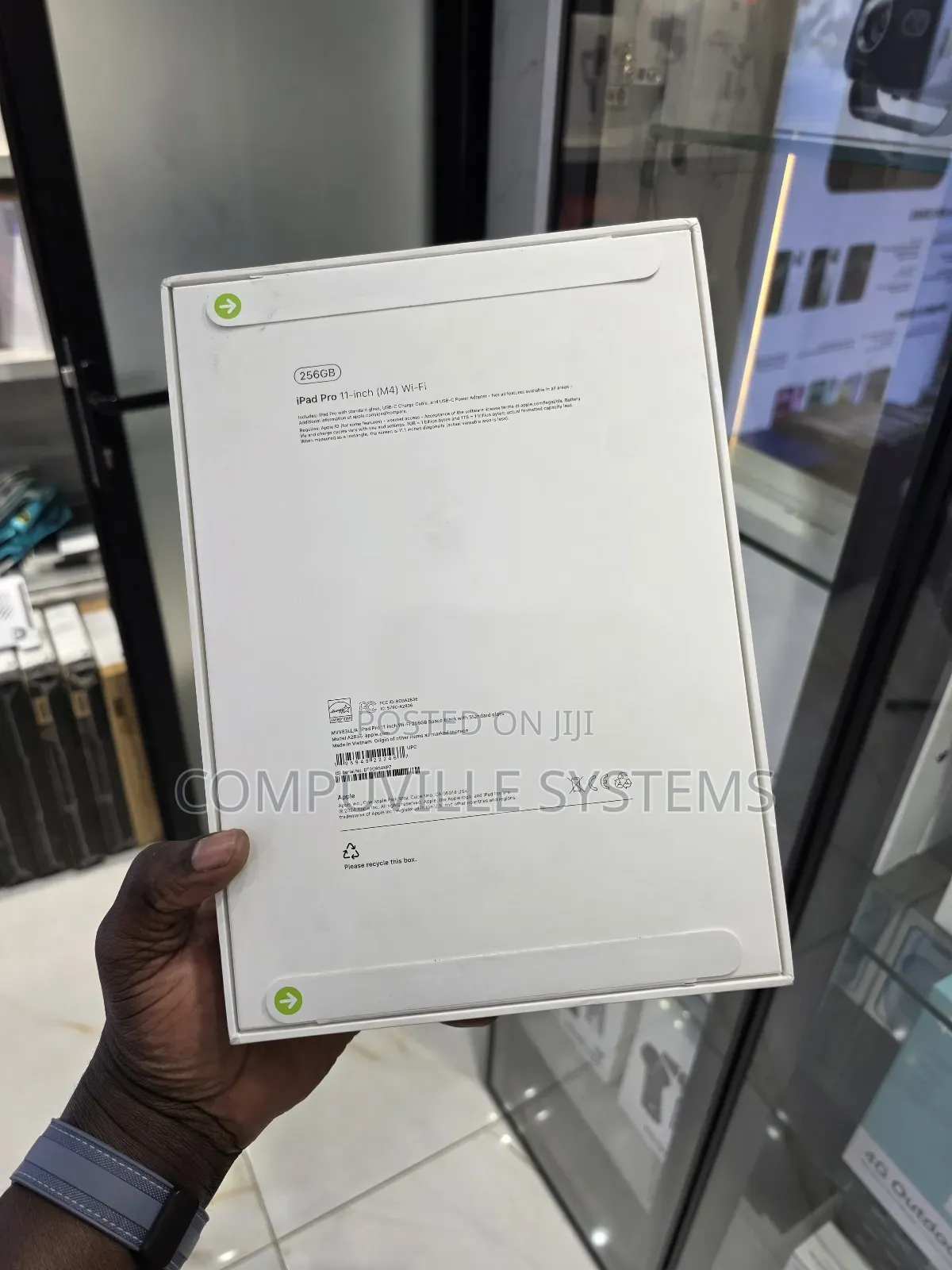 New Apple iPad Pro 11 (2024) 256 GB Black