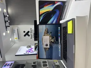Laptop Apple MacBook Pro 2018 16GB Intel Core I7 SSD 500GB