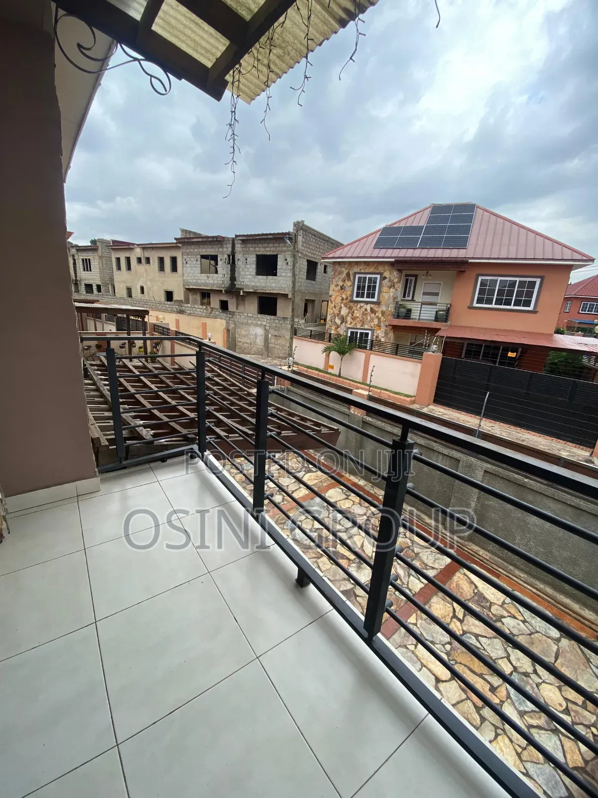 Furnished 3bdrm Townhouse/Terrace in Achimota for sale