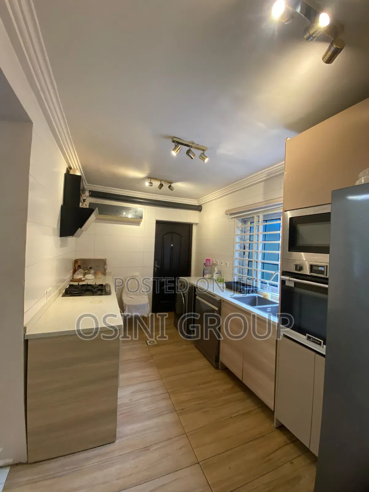 Furnished 3bdrm Townhouse/Terrace in Achimota for sale
