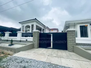 5bdrm House in East Legon for rent
